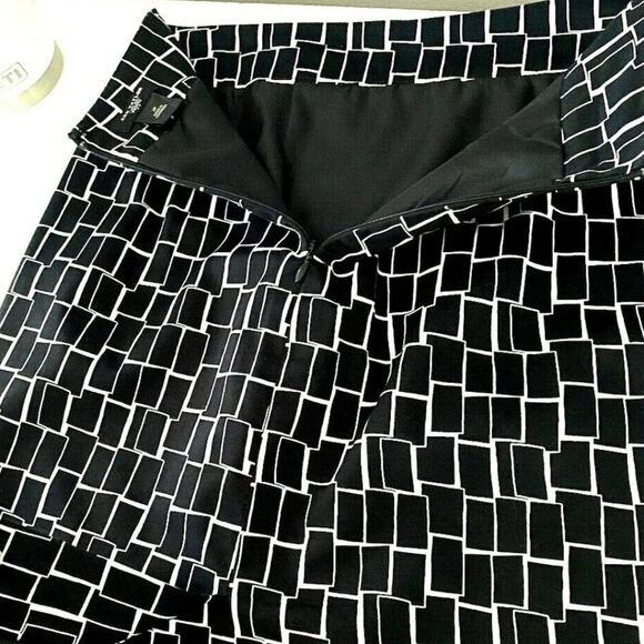 Ann Taylor Geometric Print Pencil Skirt size 0P - Picture 5 of 5